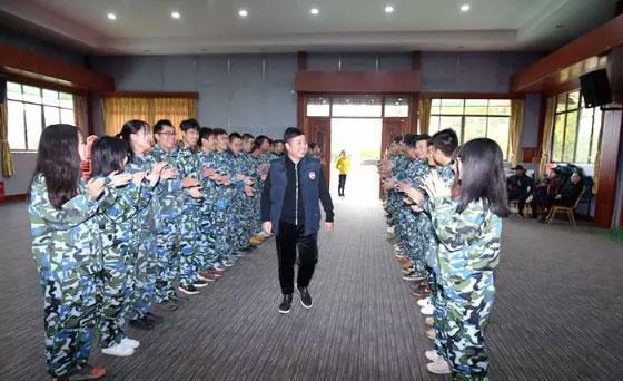 團(tuán)建活動(dòng) | 凝心聚力，我們是一家人！